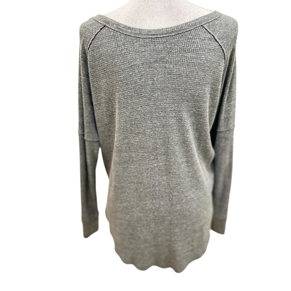 TNA Gray long Sleeve Relaxed Tunic Top Henley scoop neck high low hen size small - Picture 6 of 8